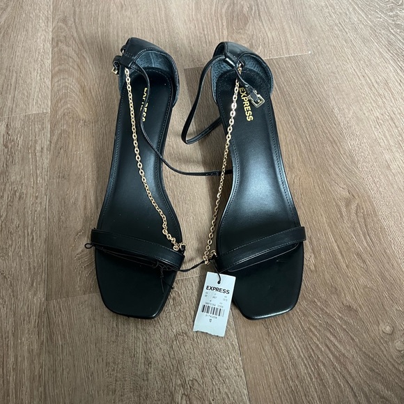 Express Chain Strap High Heeled Sandals Size 10 NWT - Picture 2 of 5